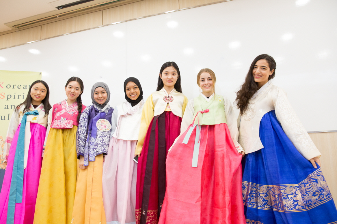 Opened Chuseok Holiday Experience Program for International Students