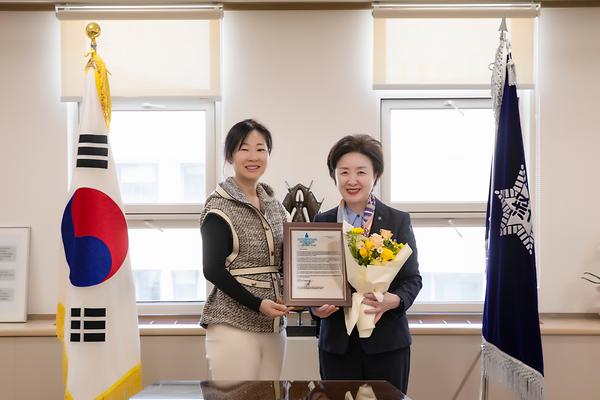 몽골 학교에 노트북 200대 기부한 우리대학, 몽골 정부 감사장 받아