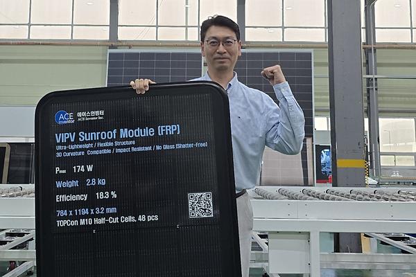 Ace Inventor, a Sookmyung University Faculty Startup, develops ultra-lightweight, snow-melting solar panels